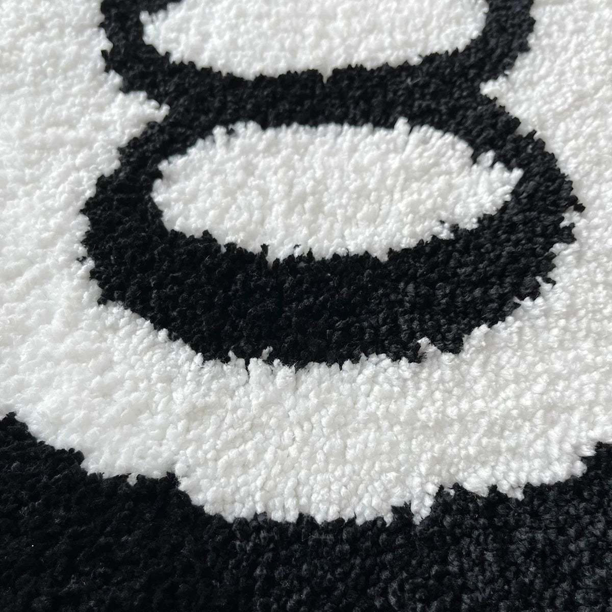 Stylish 8 Ball Round Carpet